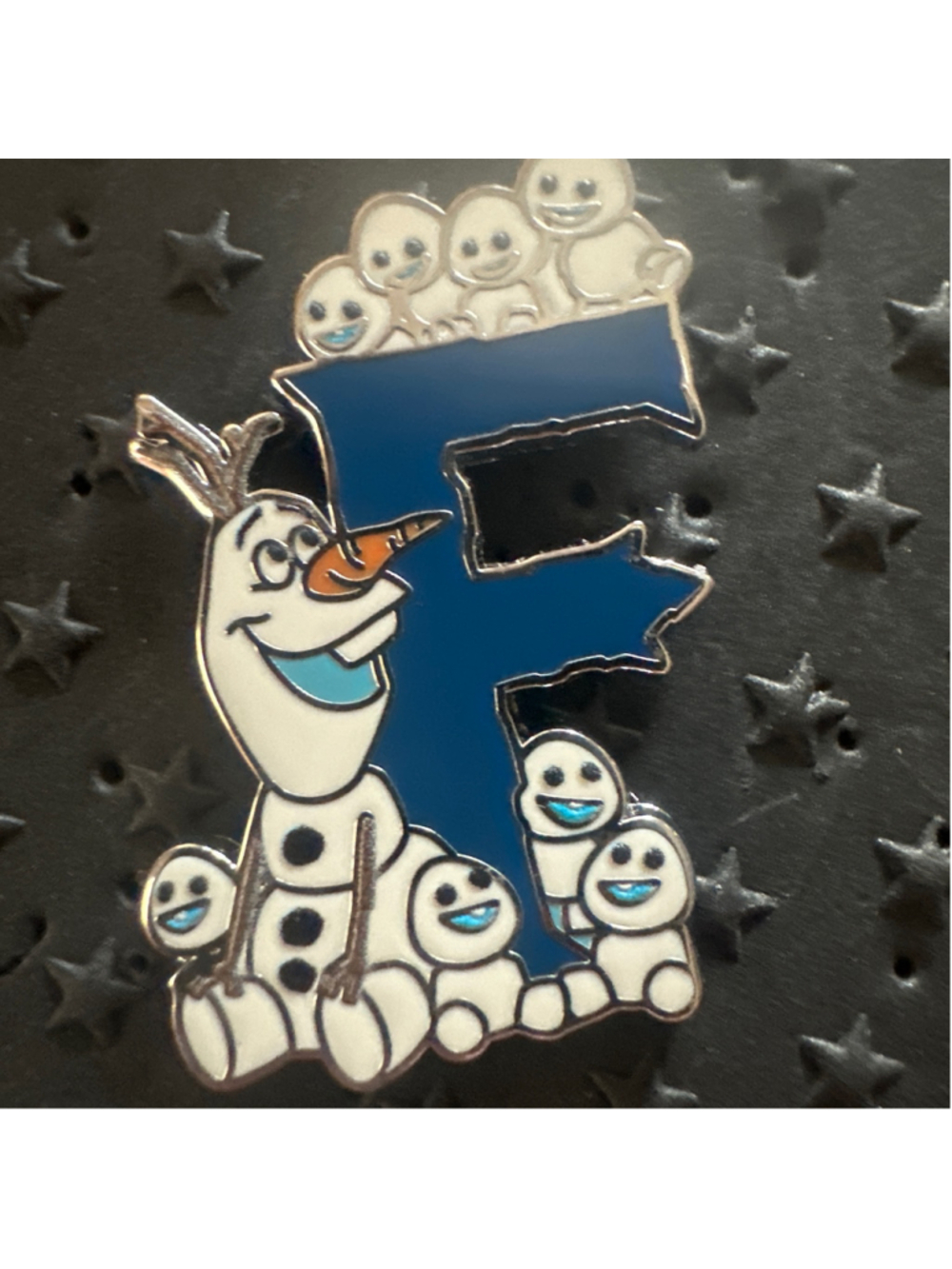 Disney Attraction Alphabet - F for Frozen Olaf Mystery Pin